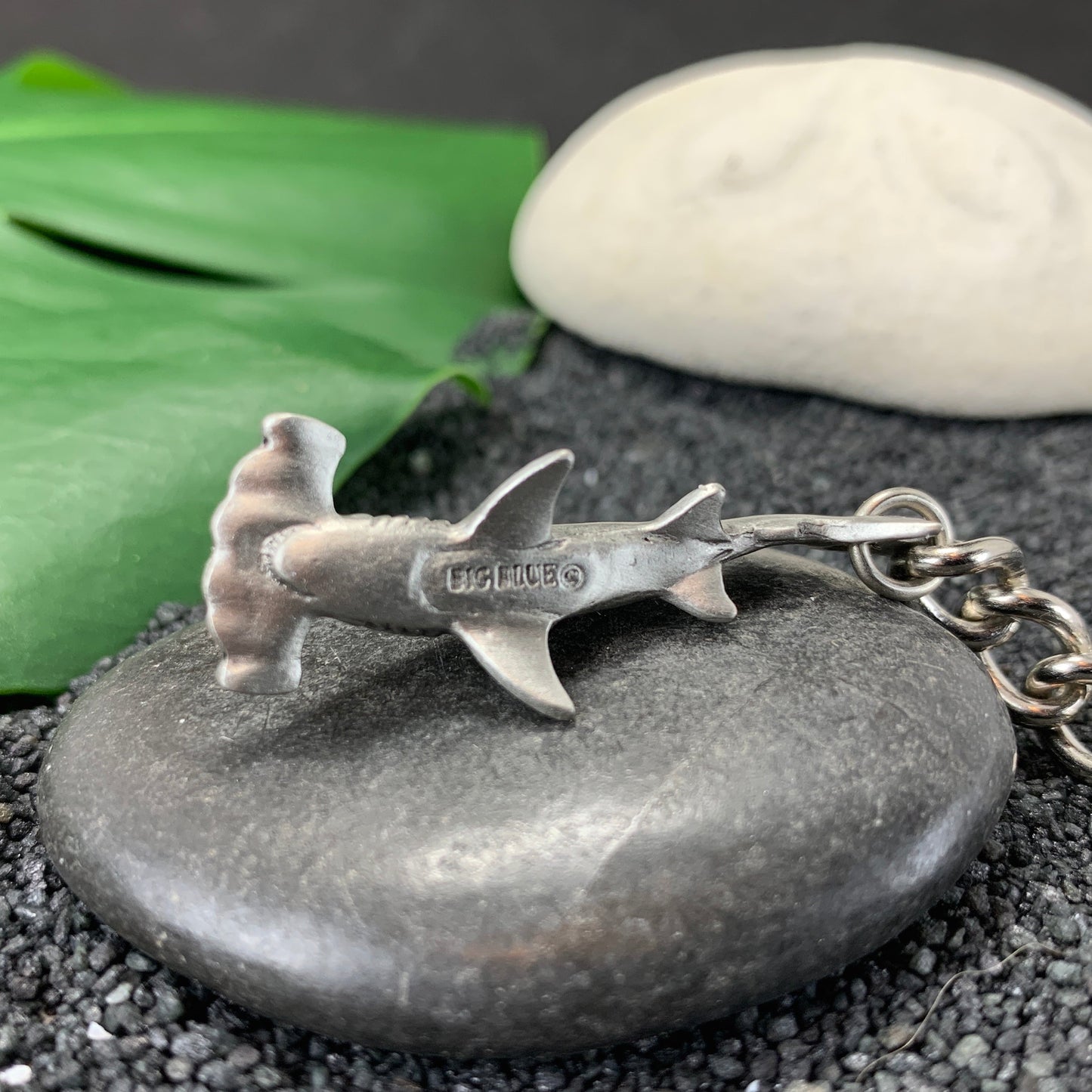 Hammerhead Shark Keychain for Men and Women- Hammerhead Shark Charm, Gifts for Shark Lovers, Realistic Shark Key Fob, Sea Life Keychain, Scuba Gifts - The Tool Store