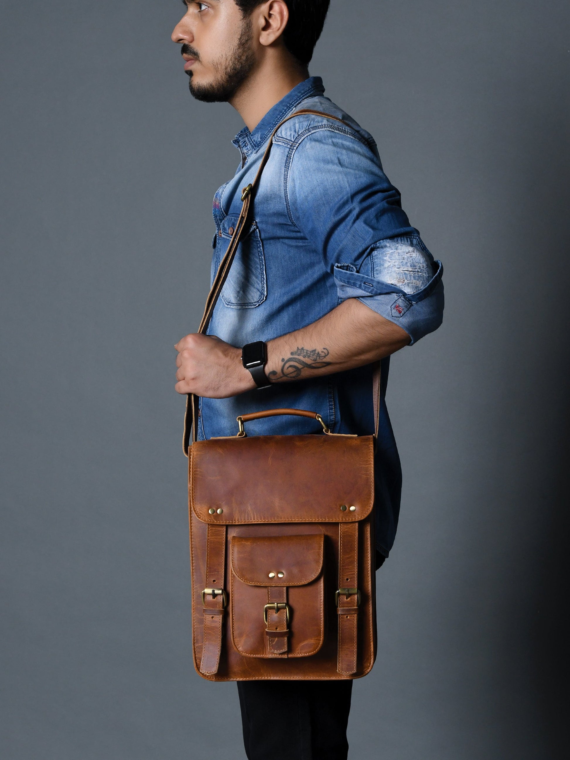 Front Pocket Daily Messenger Bag - The Tool Store