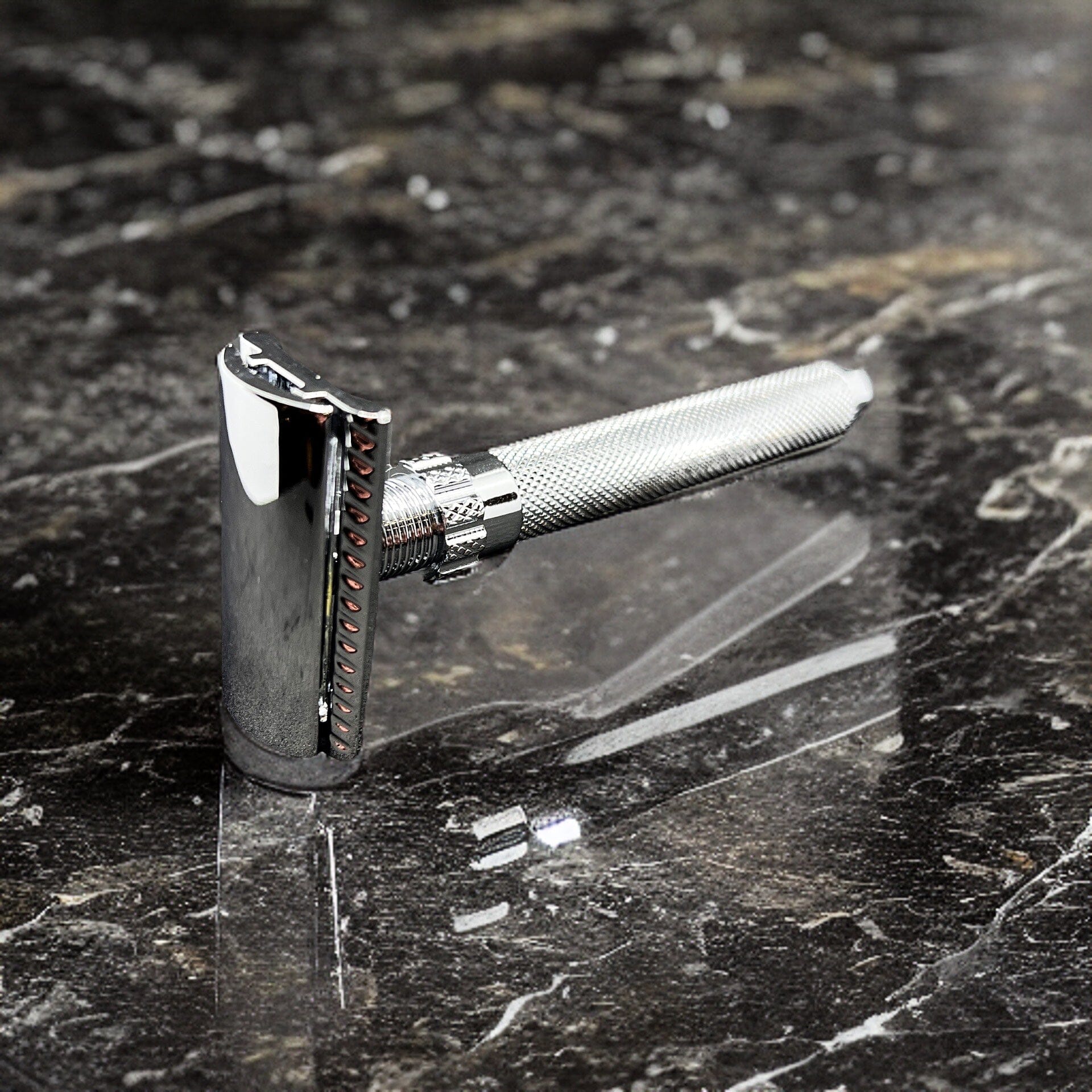 Staff Safety Razor (MM-02) - by Murphy and McNeil - The Tool Store