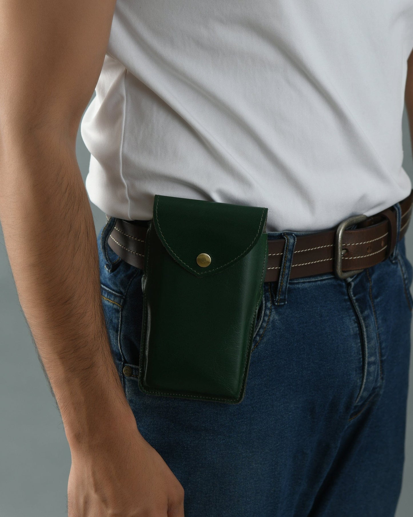 Mobile Holster Case- Green - The Tool Store