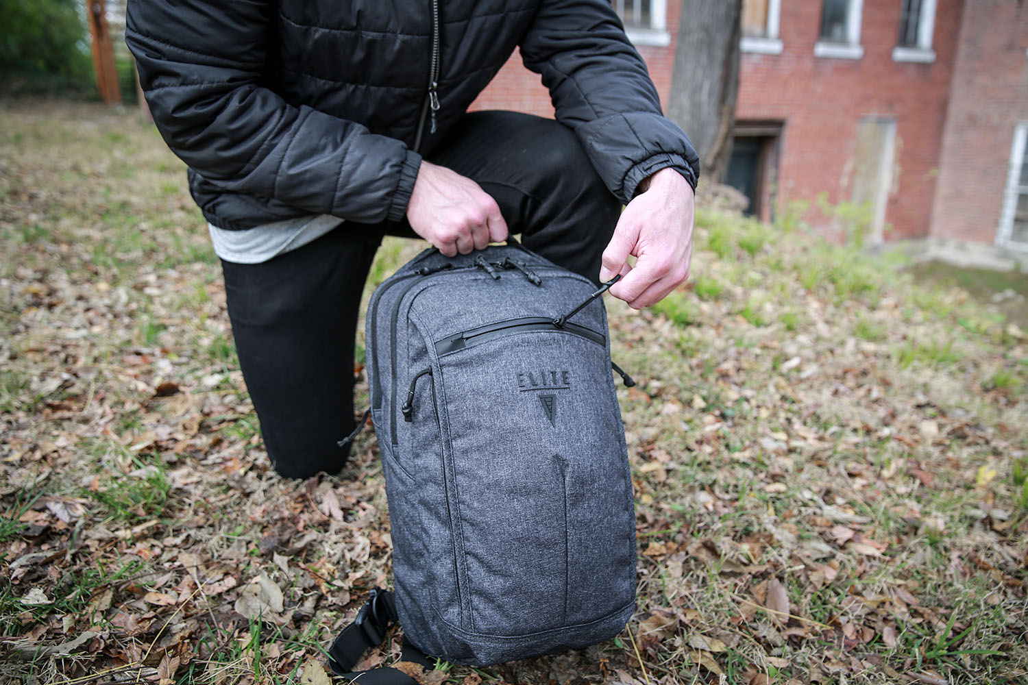 Smokescreen CCW Slingpack - The Tool Store