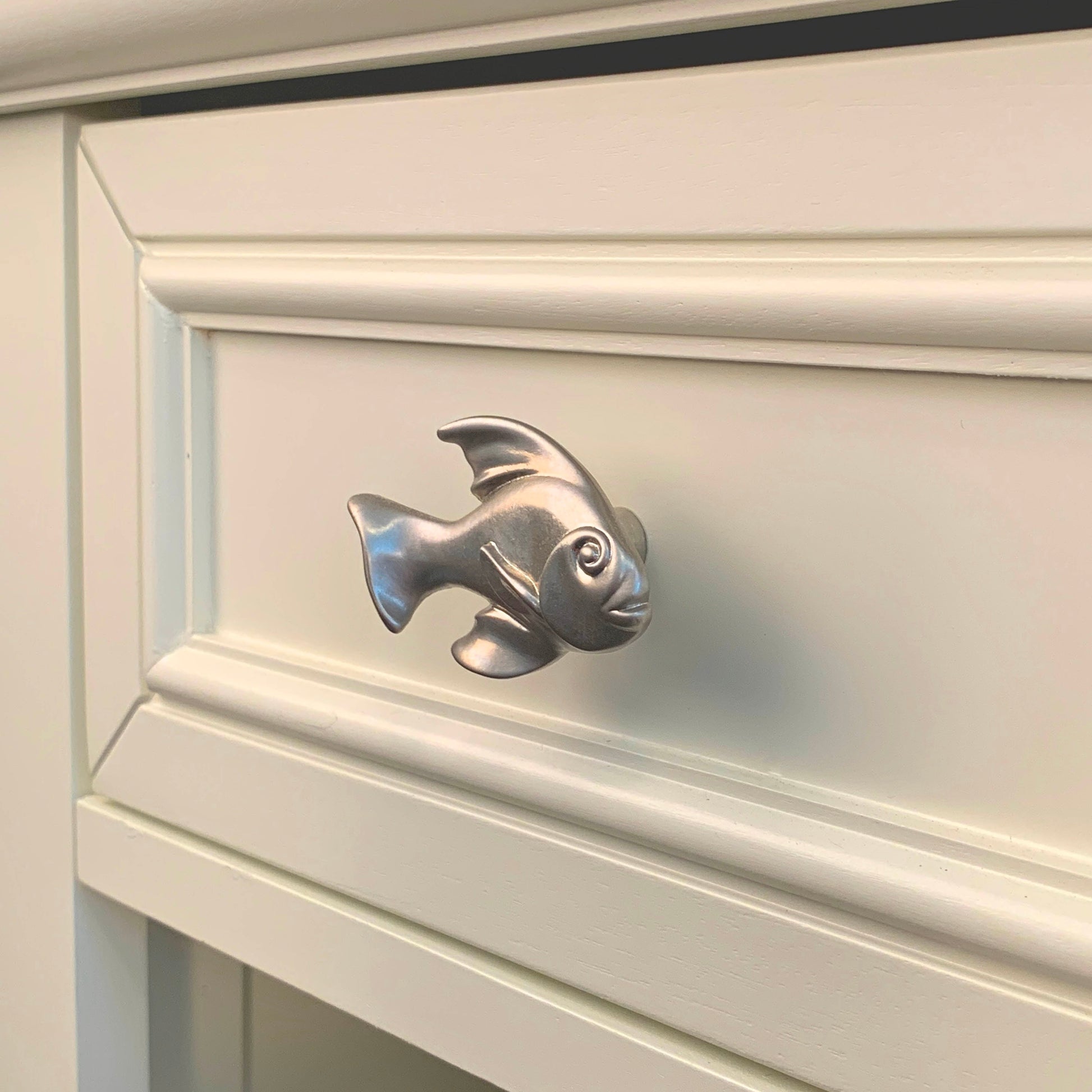 Fish Drawer Pull and Knobs- Fish Handles, Ocean Theme Drawer Pulls and Knobs, Coastal Drawer Pulls, Nautical Drawer Pulls, Sea Life Cabinet Pull - The Tool Store