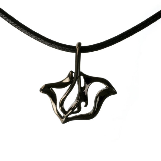Stingray Necklace for Men and Women Hematite - Manta Ray Gift for Women and Men, Stingray Necklace Jet Black, Gifts for Divers, Hematite Jewelry - The Tool Store