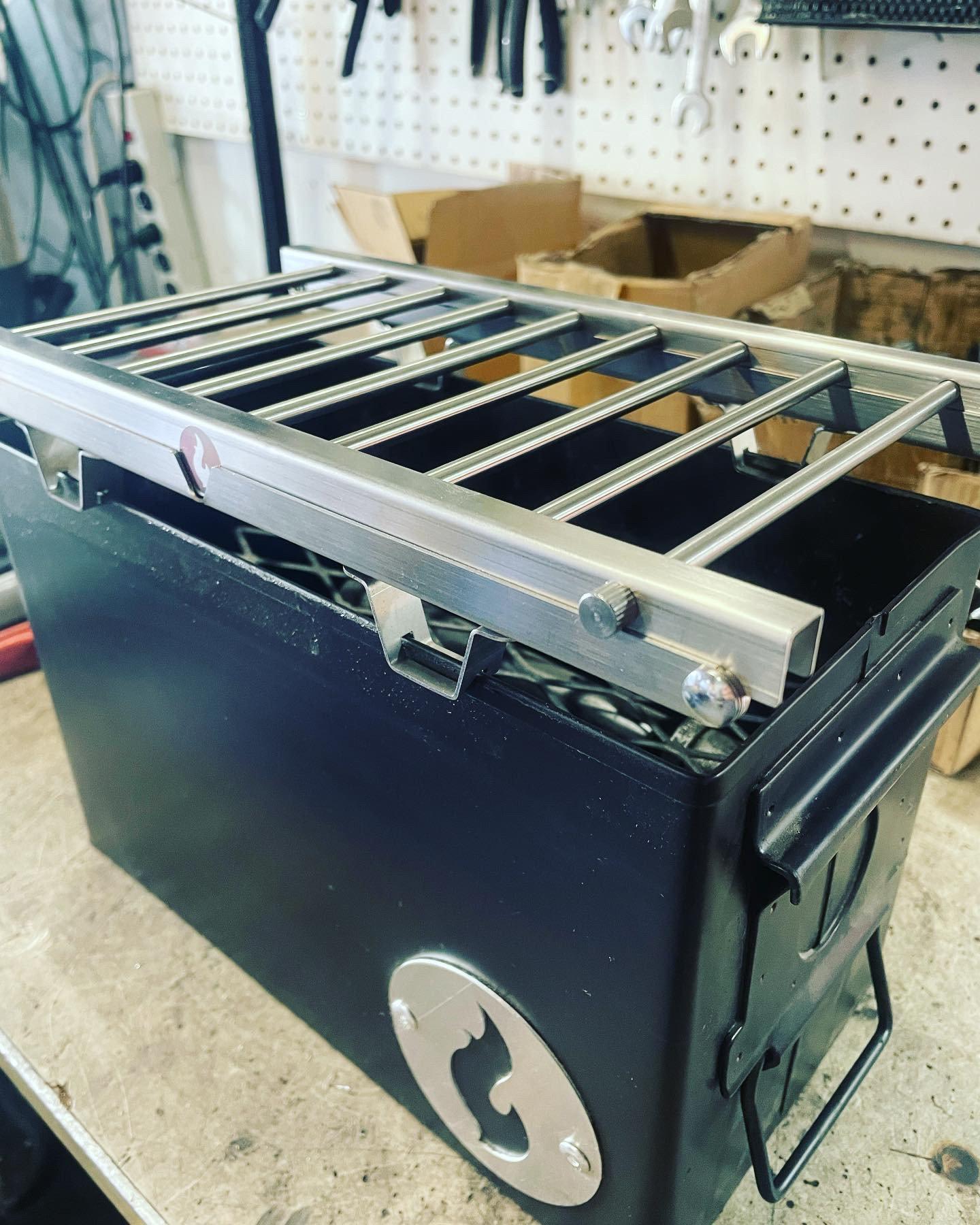 Over-Under Grill Thingy 2.0: Stand and Grill In One! - The Tool Store