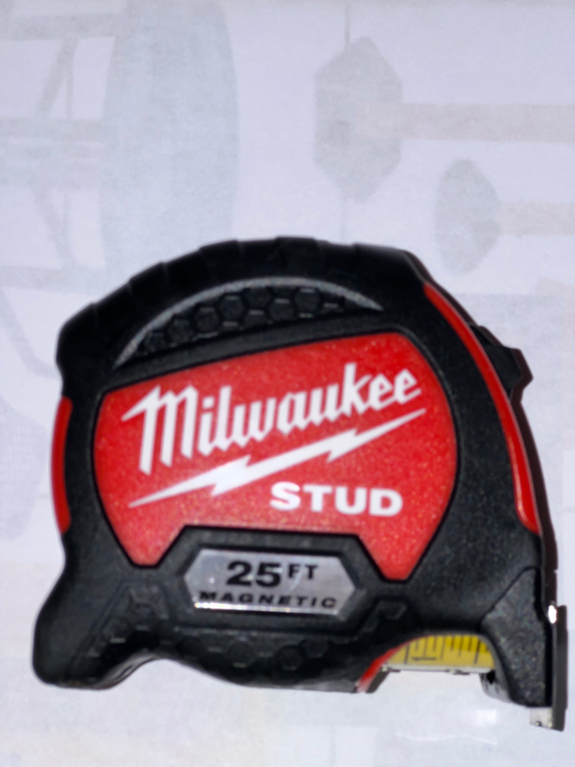 Milwaukee 25 ft. x 1-5/16 in. Gen II STUD Magnetic Tape Measure with 17 ft. Reach - The Tool Store