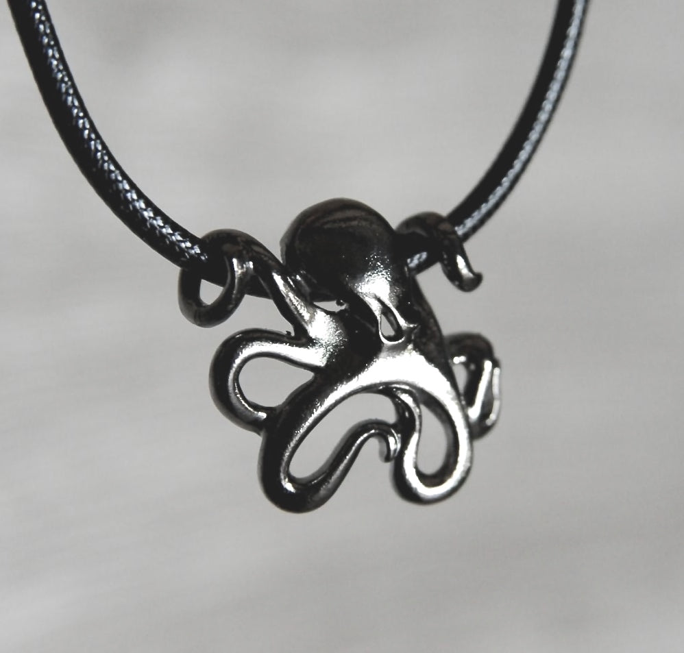 Octopus Necklace for Women and Men- Octopus Necklace Hematite, Black Octopus Jewelry, Gifts for Octopus Lovers, Sea Life Jewelry, Octopus Charm - The Tool Store