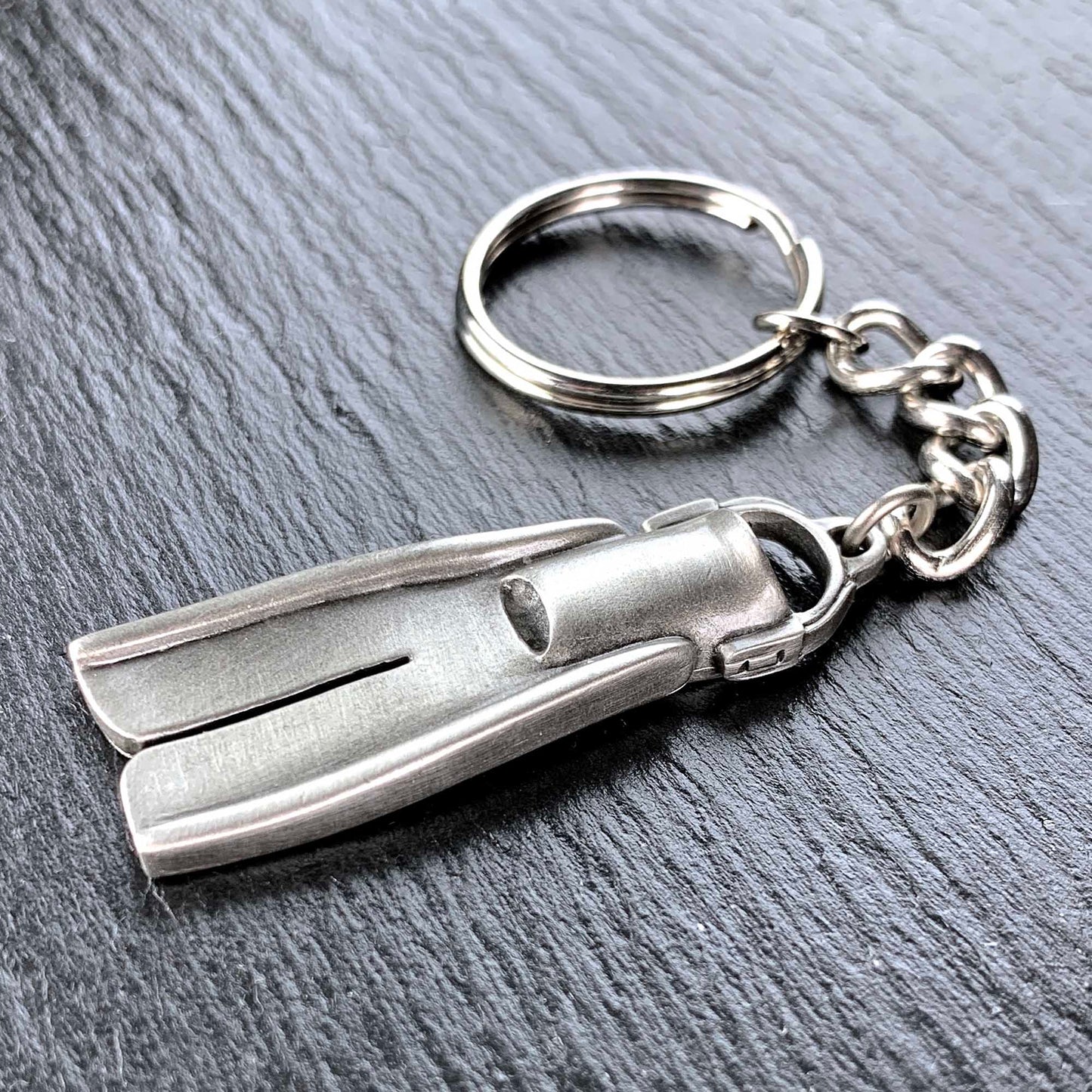 Dive Fin Keychain for Men and Women- Scuba Keychain, Dive Flipper Key Ring, Gifts for Scuba Divers, Scuba Diving Key Fob, Dive Fin Lanyard - The Tool Store