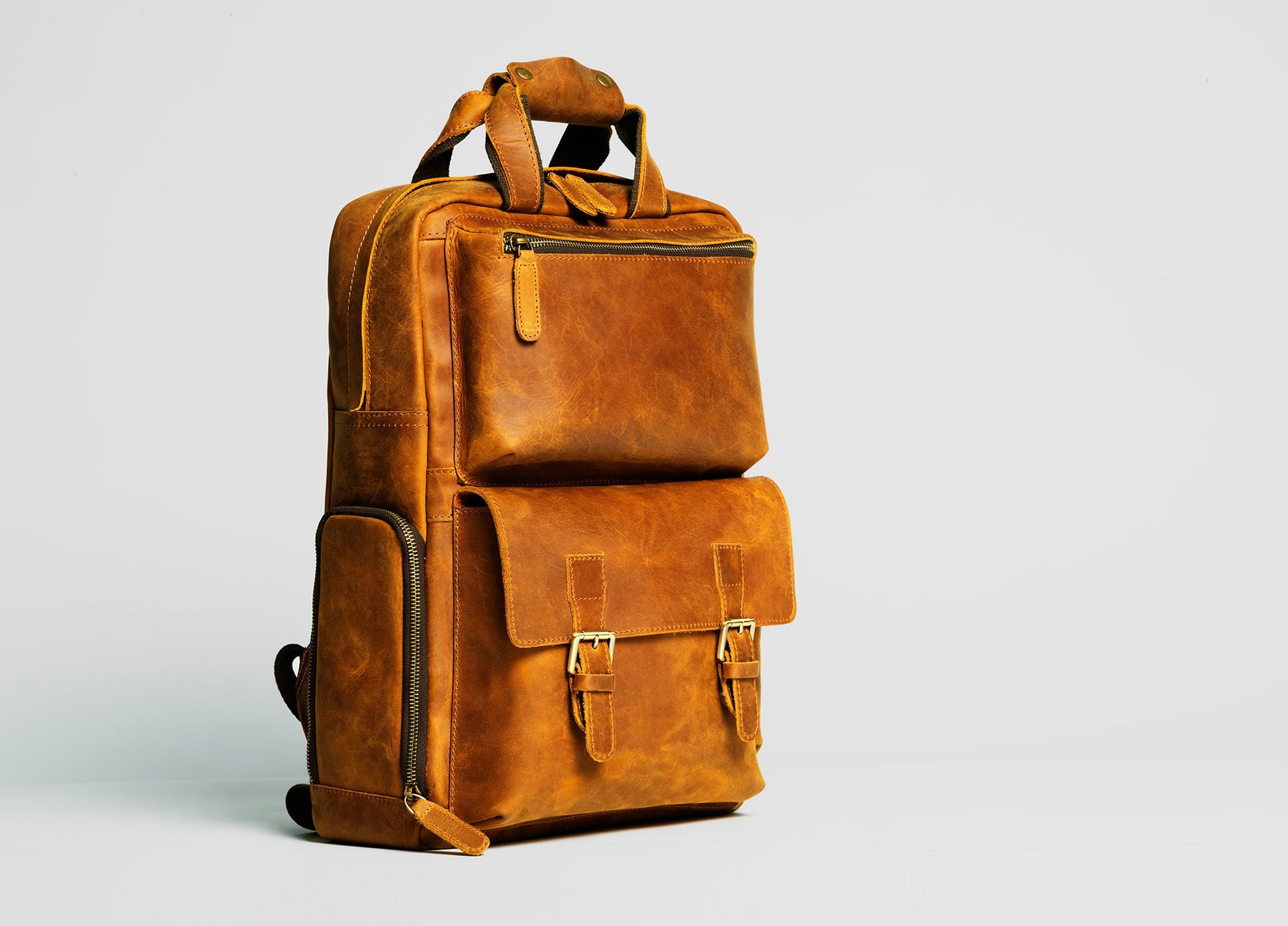 The MANN Bag | Large Capacity Leather Camera Backpack - The Tool Store