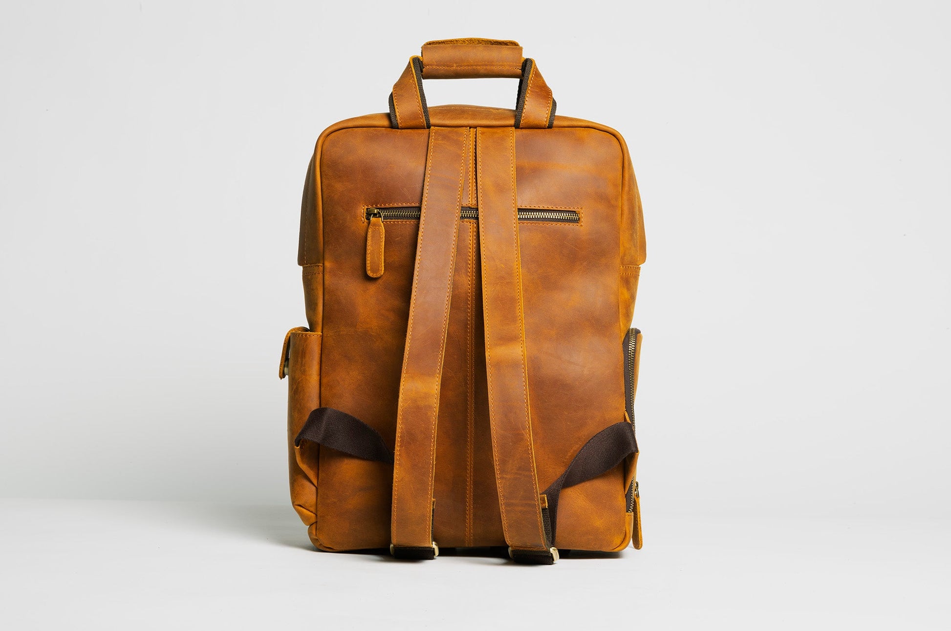 The MANN Bag | Large Capacity Leather Camera Backpack - The Tool Store