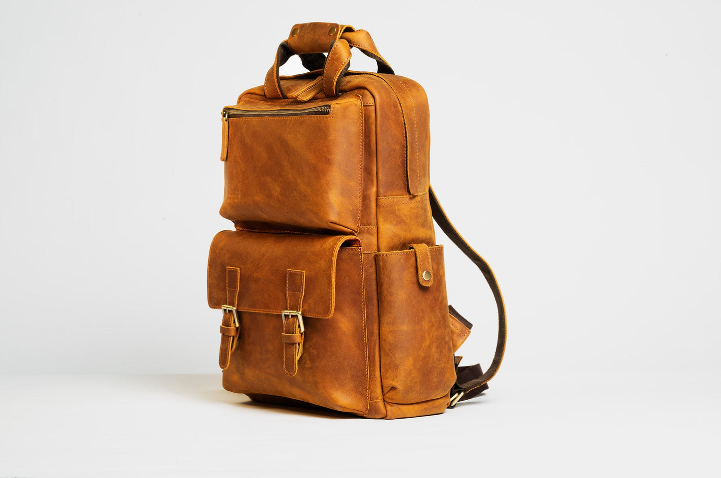 The MANN Bag | Large Capacity Leather Camera Backpack - The Tool Store