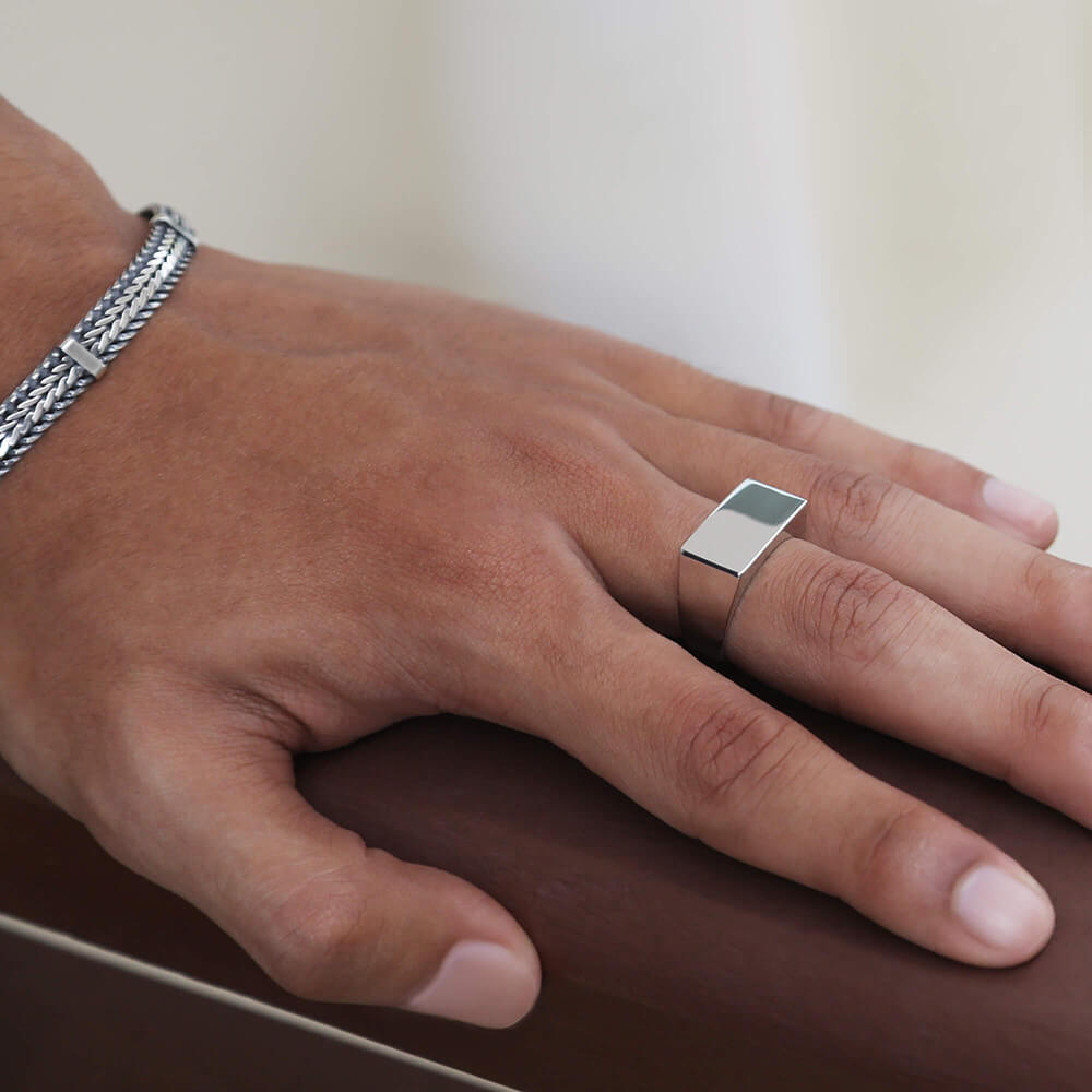 Silver Piazza - The Tool Store