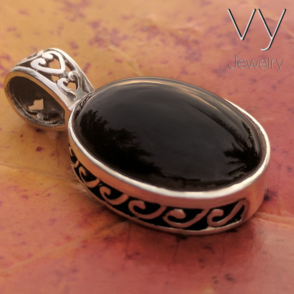 Turquoise or Onyx - The Tool Store