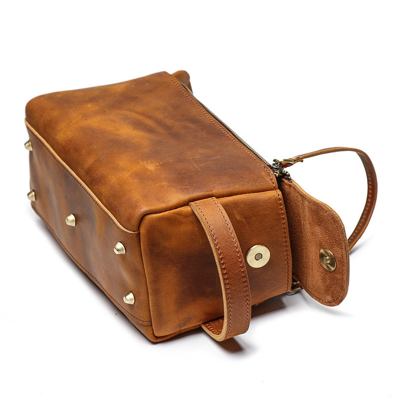 Dado Leather Dopp Kit | Handmade Leather Toiletry Bag - The Tool Store