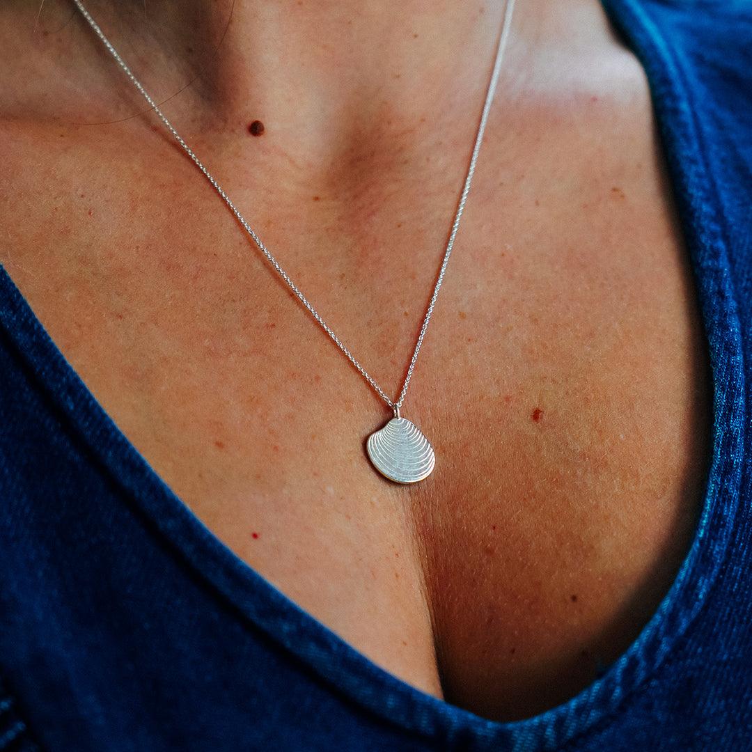 Quahog Shell Necklace - The Tool Store